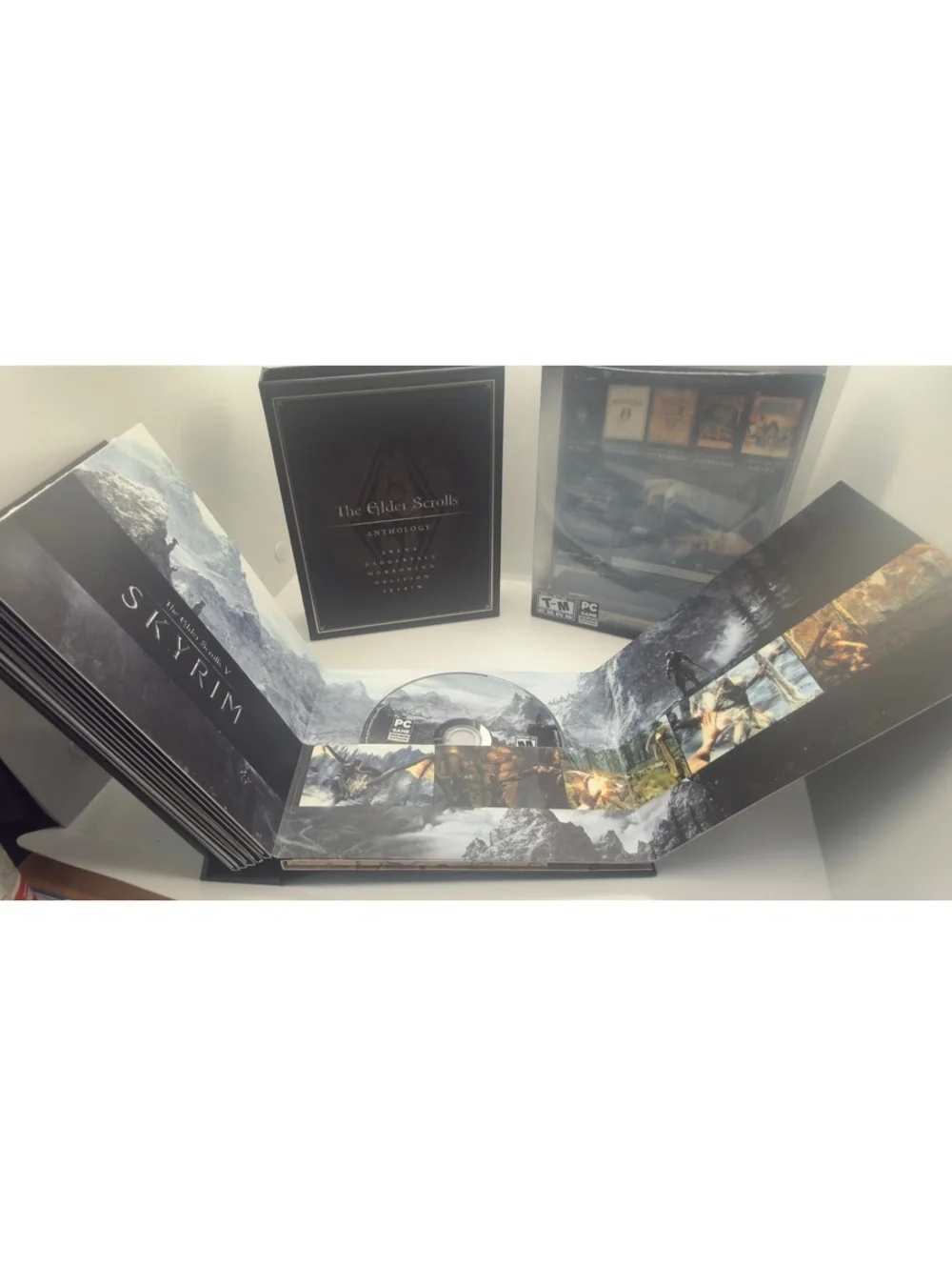The Elder Scrolls Anthology Collector's 9 Disc Set for PC